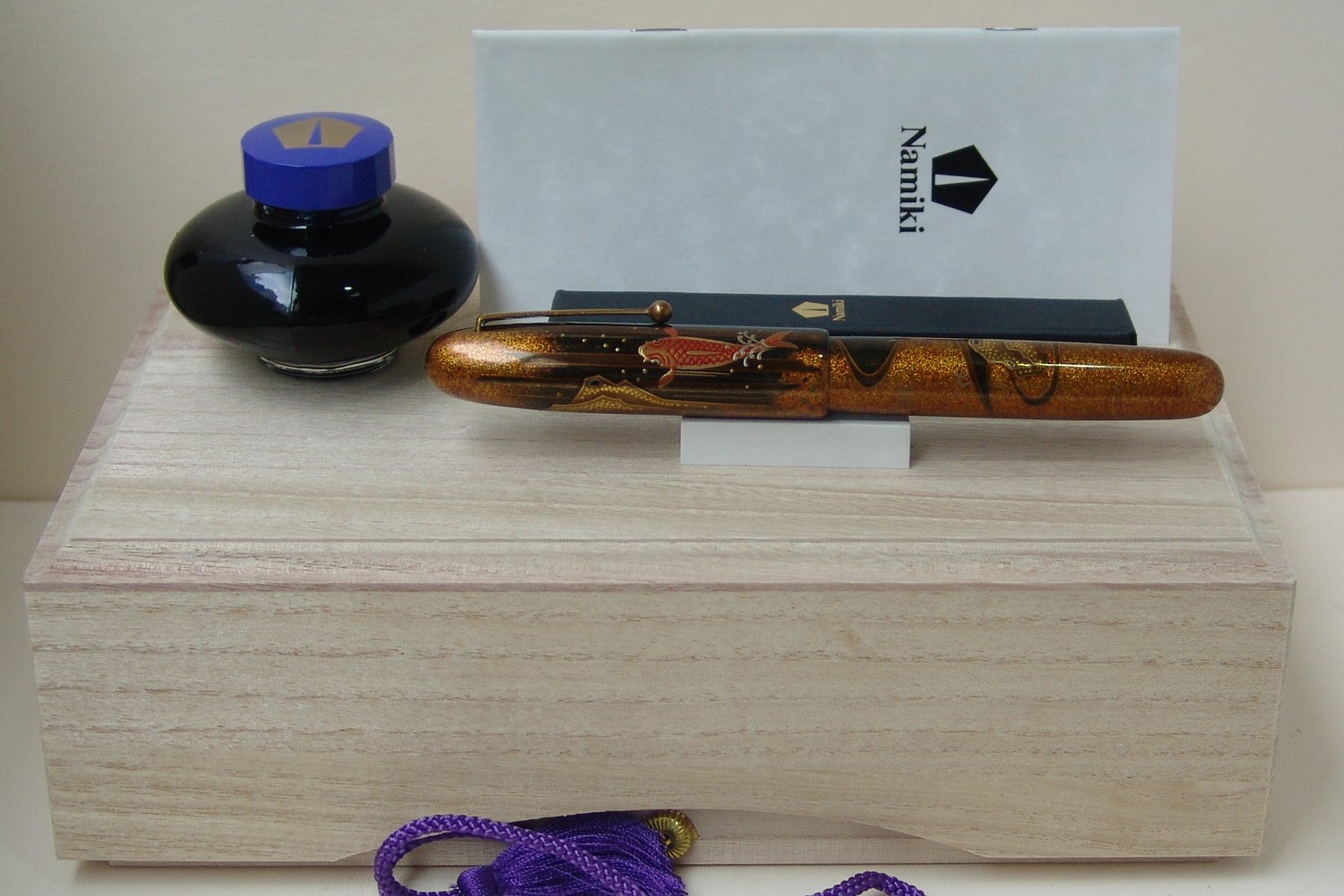 NamikiEmperorsizeCarponWaterfallFP_B2